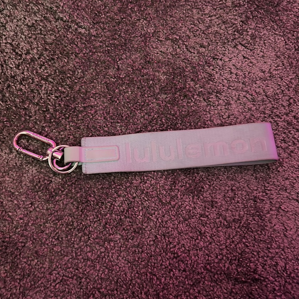 lululemon keychain